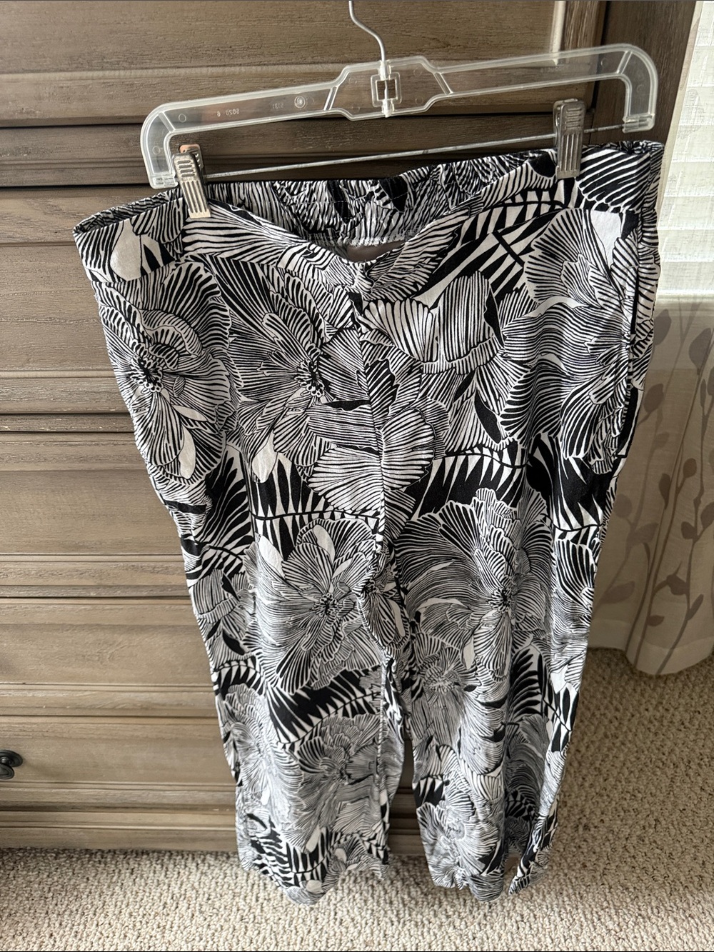 Chico's Black & White Wide Leg Pants with Floral Print